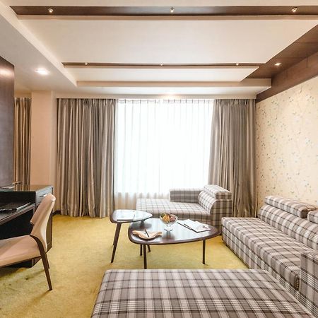 Grand Xenia Hotel Ajmer Ngoại thất bức ảnh