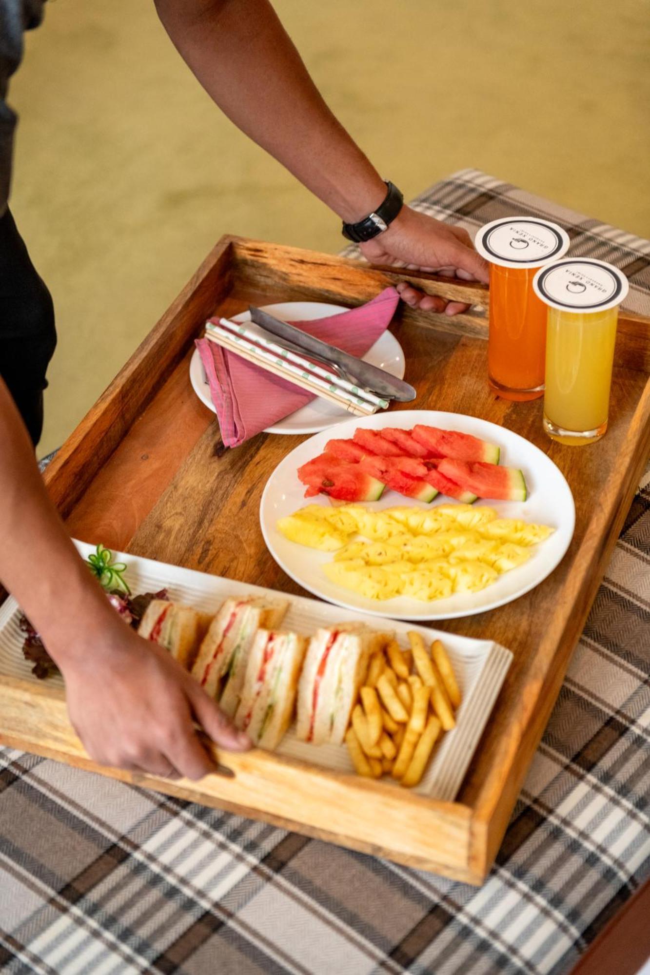 Grand Xenia Hotel Ajmer Ngoại thất bức ảnh