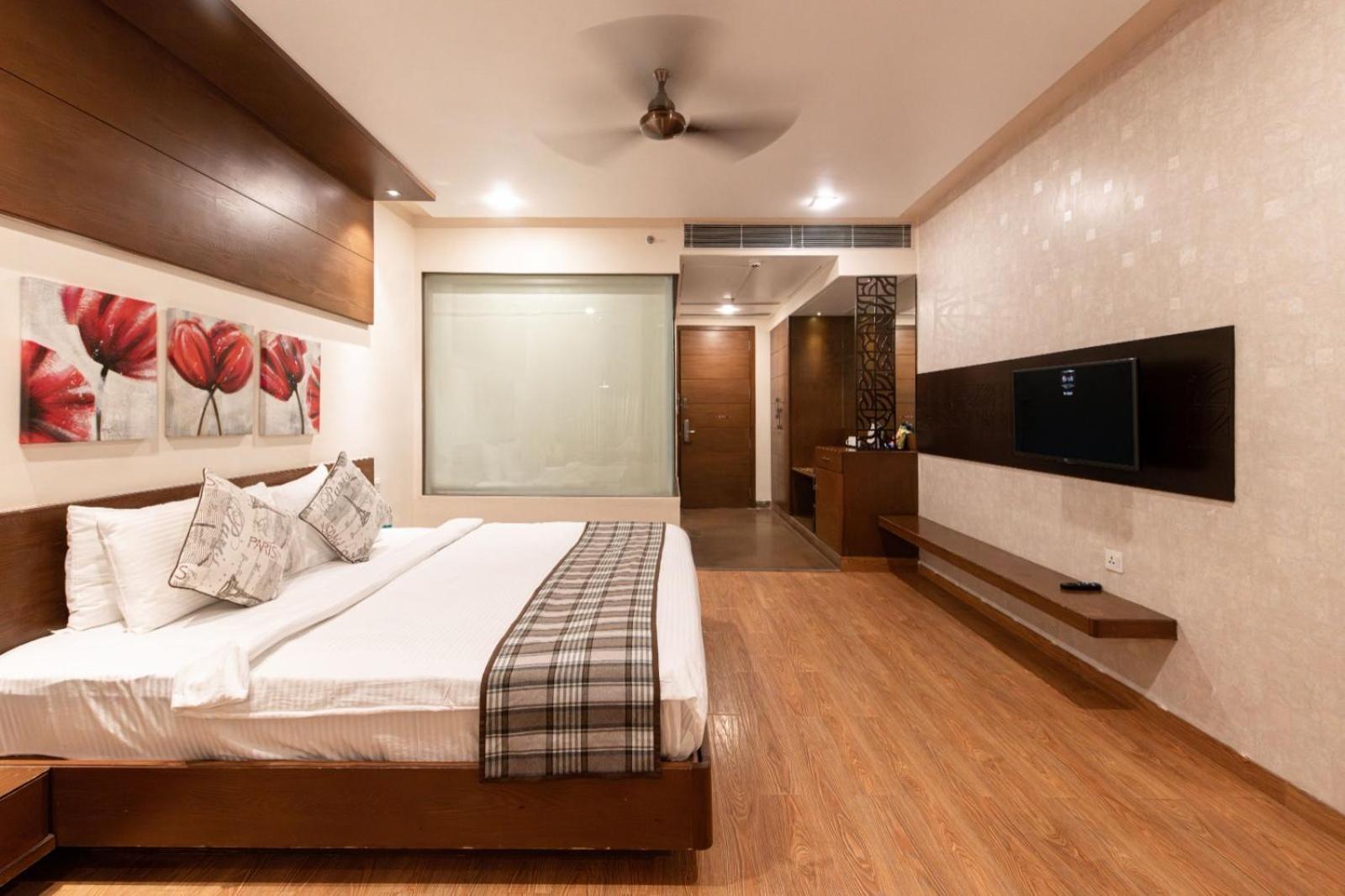 Grand Xenia Hotel Ajmer Ngoại thất bức ảnh