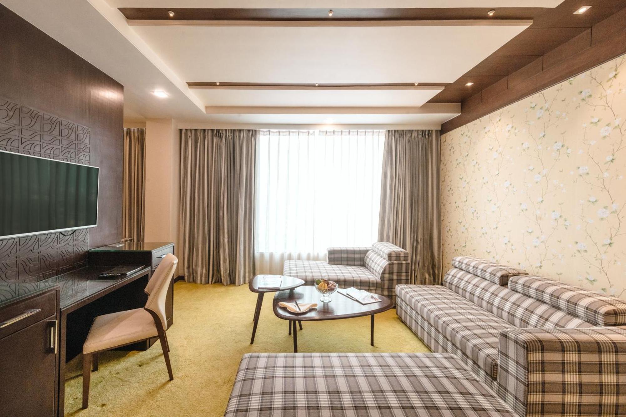 Grand Xenia Hotel Ajmer Ngoại thất bức ảnh
