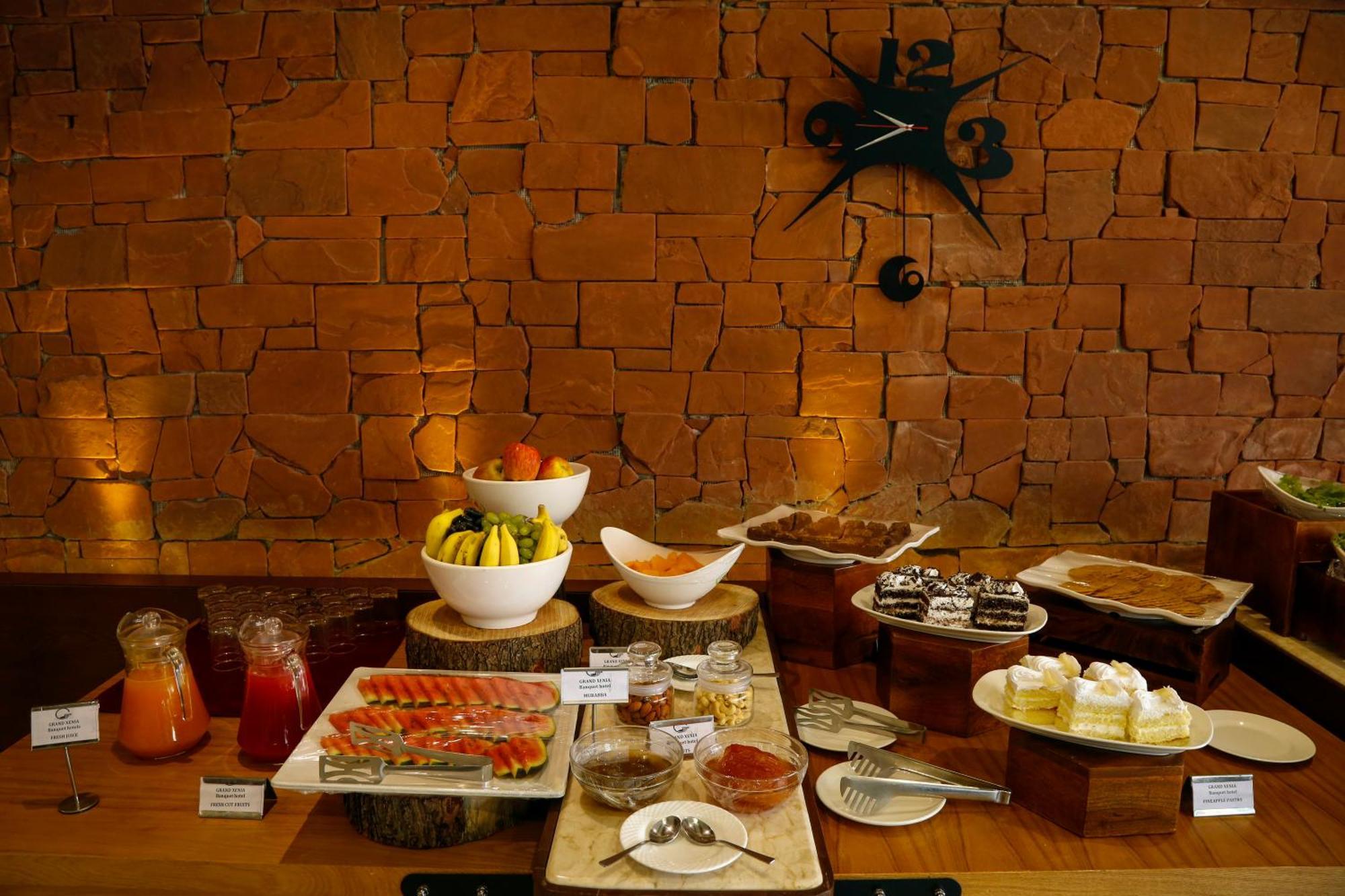 Grand Xenia Hotel Ajmer Ngoại thất bức ảnh