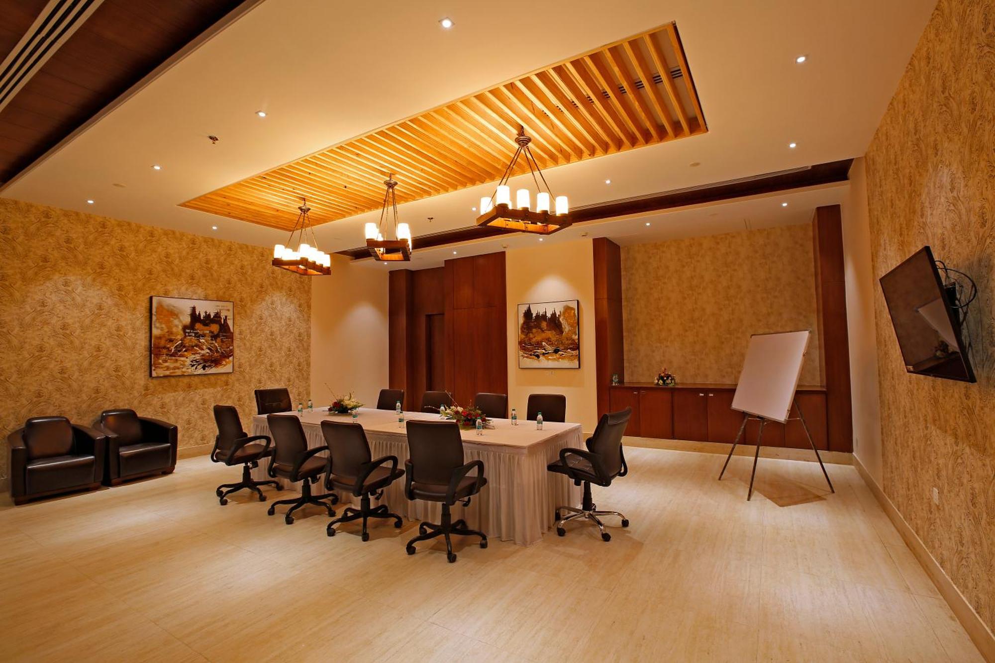 Grand Xenia Hotel Ajmer Ngoại thất bức ảnh