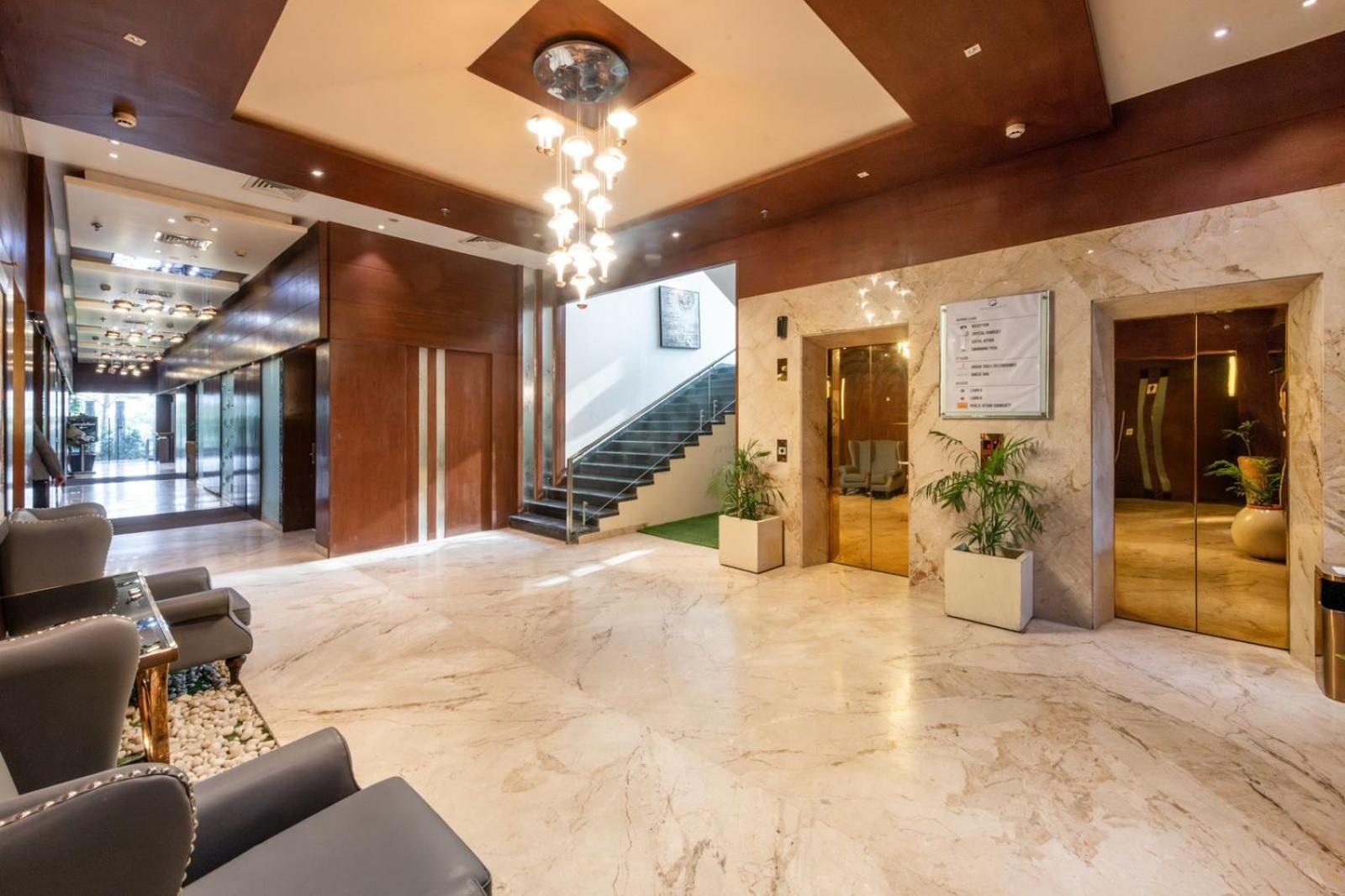 Grand Xenia Hotel Ajmer Ngoại thất bức ảnh