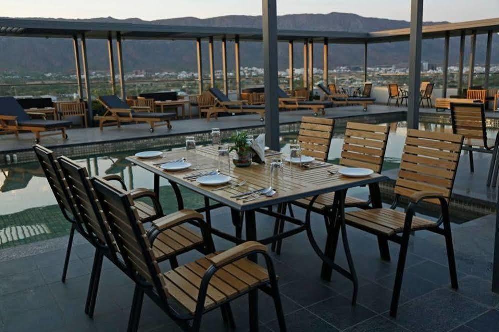 Grand Xenia Hotel Ajmer Ngoại thất bức ảnh