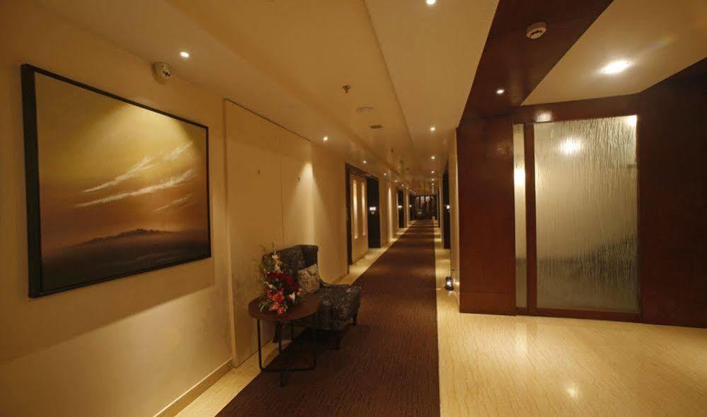 Grand Xenia Hotel Ajmer Ngoại thất bức ảnh